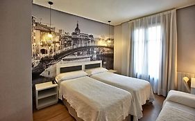 Hotel Sirimiri